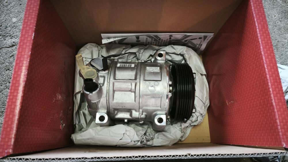 Compressor AC + POLI (Alfa Romeo & Fiat Punto)