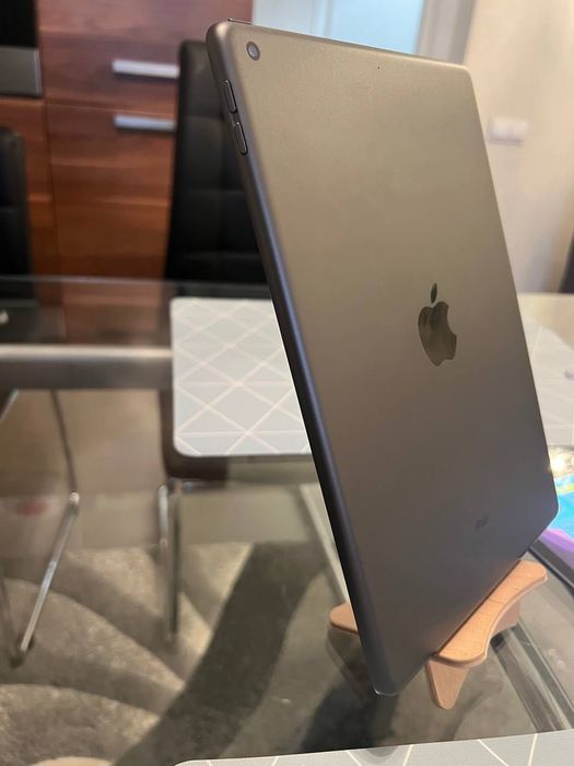 iPad 8th generation 128 gb 2020 10.2 Space Gray планшет з гарантією