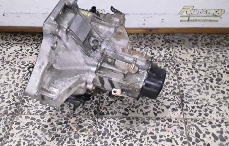 Caixa de Velocidades - MAZDA 323 S V (BA) | 92 - 03
