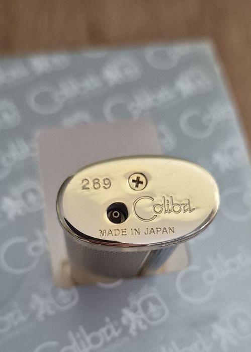Зажигалка Colibri