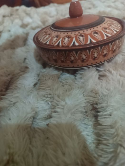 Ręcznie malowana ceramiczna cukiernica / pojemnik – ceramika huculska