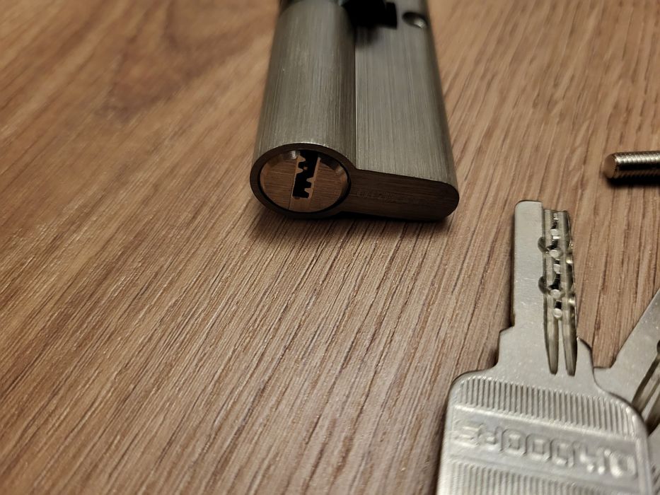 Wkładka zamka do drzwi 45/35 gałka