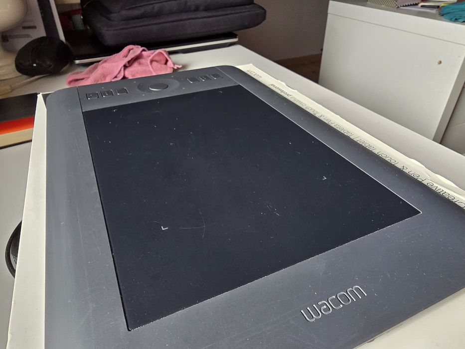Mesa gráfica wacum Intuos pro S