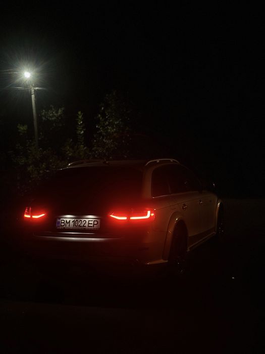 Audi a4b8 allroad 2013 рік 2.0 tfsi
