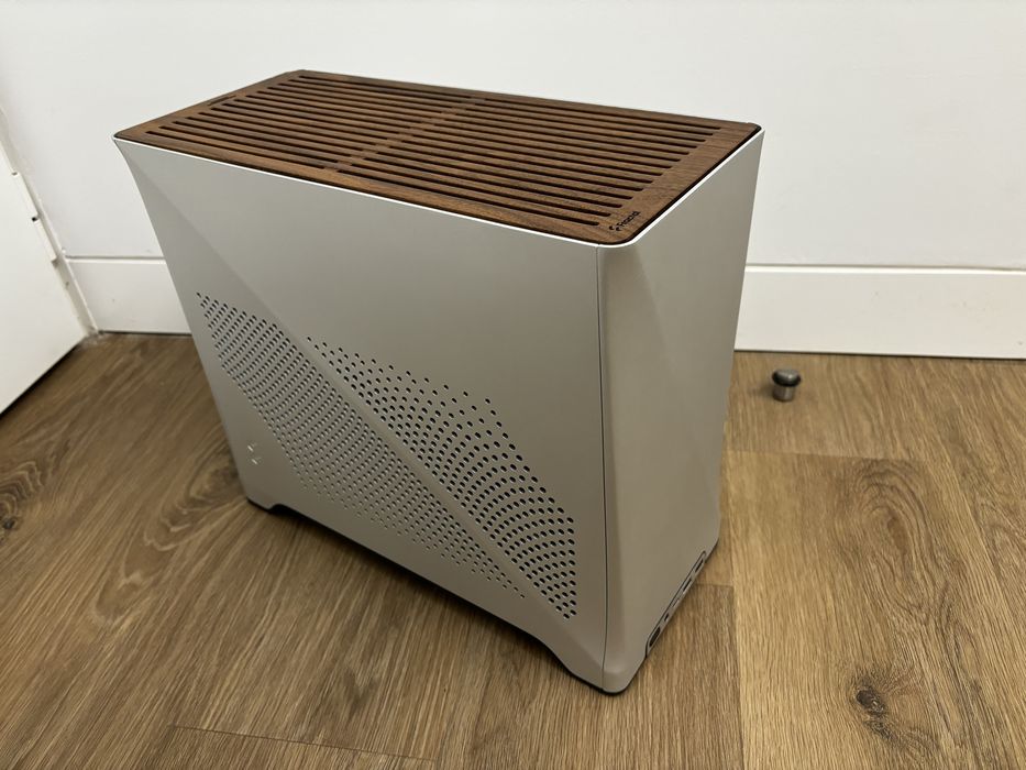 Caixa fractal era 2 silver usada como nova64552217291521120