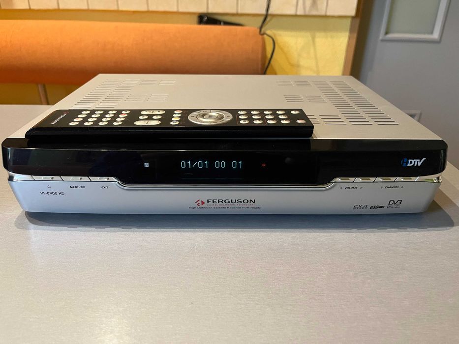 Dekoder SAT satelitarny Ferguson HF-8900 HD pilot