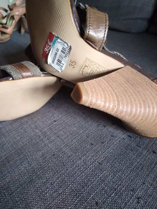 Sandalias Aldo n 35 novas