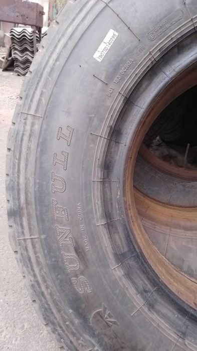Продам резину бу КАМАЗ 10R20 Китай