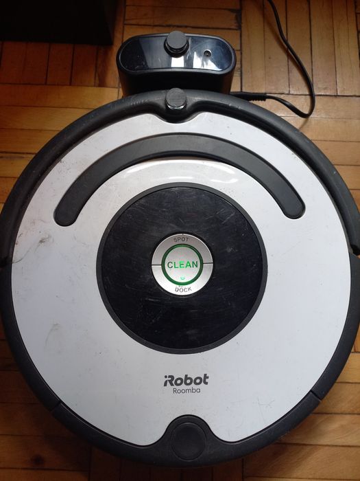Robot sprzątający irobot  roomba 675 komplet biały