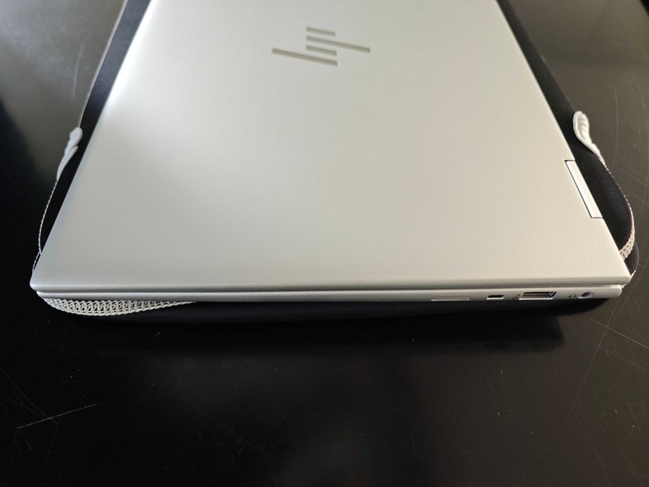 HP Elitebook 830 x360 G11 (Core Ultra 7, 32GB RAM, Teclado PT, com docking station)