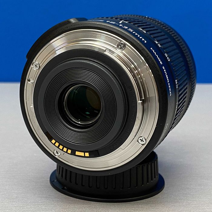 Canon EF-S 18-135mm f/3.5-5.6 IS STM