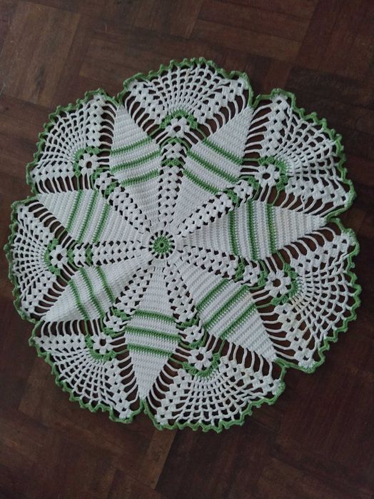 Mandala em Crochet 40cm diâmetro