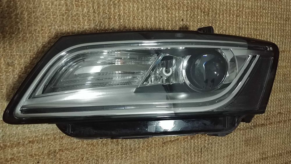 Lampa Audi Q5 Lift Bi-Xenon, Skrętna, Idealna kompletna, Piękna.