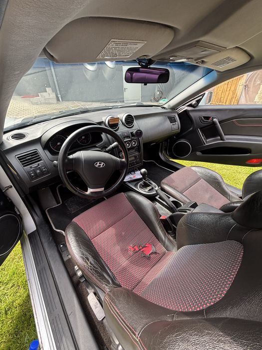 Hyundai coupe 2.0l