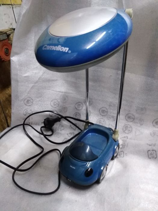 Лампа машинка настольная