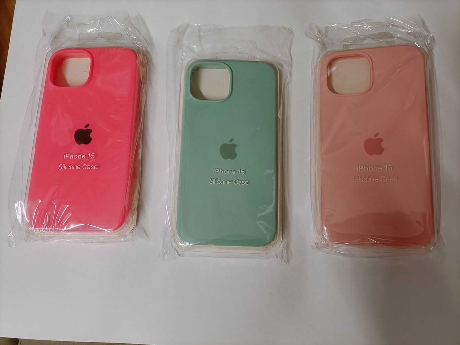 60 Capas Iphone 15/15Pro - Varias cores