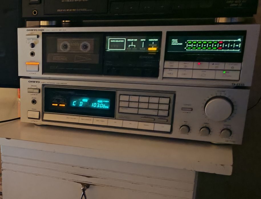 Magnetofon Onkyo Integra TA-2350