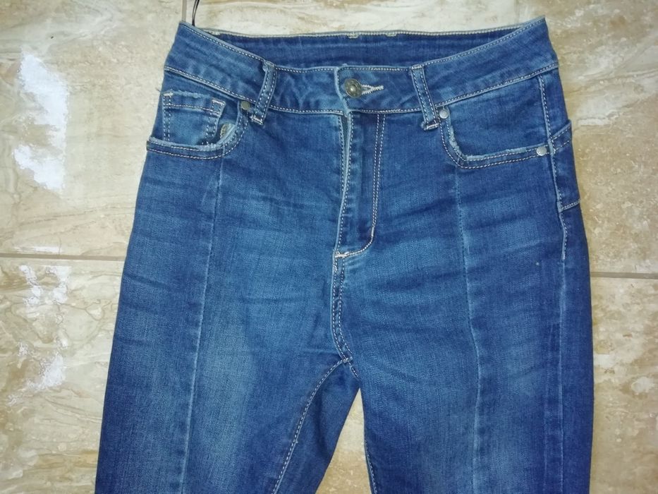 Spodnie jeans rurki zamki 36