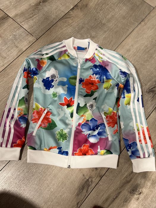 Rozpinana bluza w kwiaty adidas 140