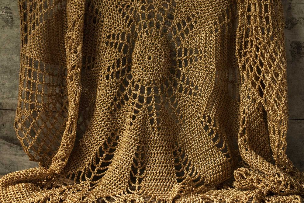 Duża okrągła serweta szydełkowa 85 cm stare złoto boho vintage