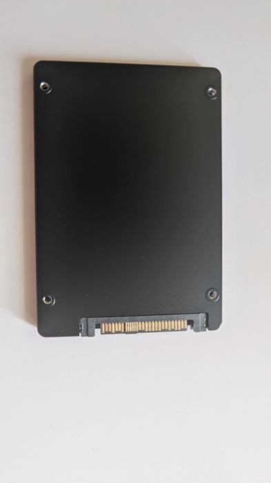 SSD Samsung для сервера 1.9TB U.2 NVMe 4xPCIe 3.0 PM983 Enterprise