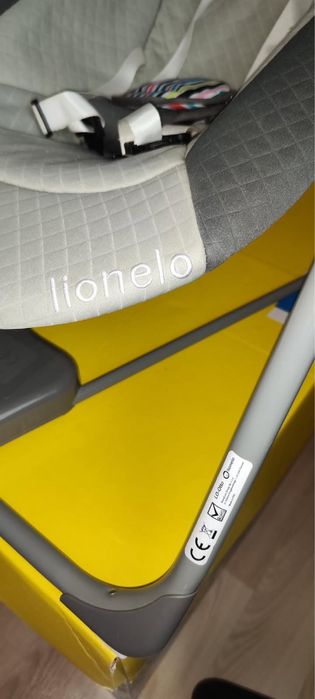 Крісло гойдалка