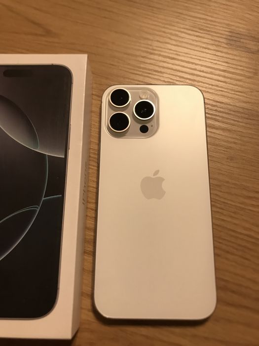 IPhone 16 Pro Max купити по доступній ціні на OLX