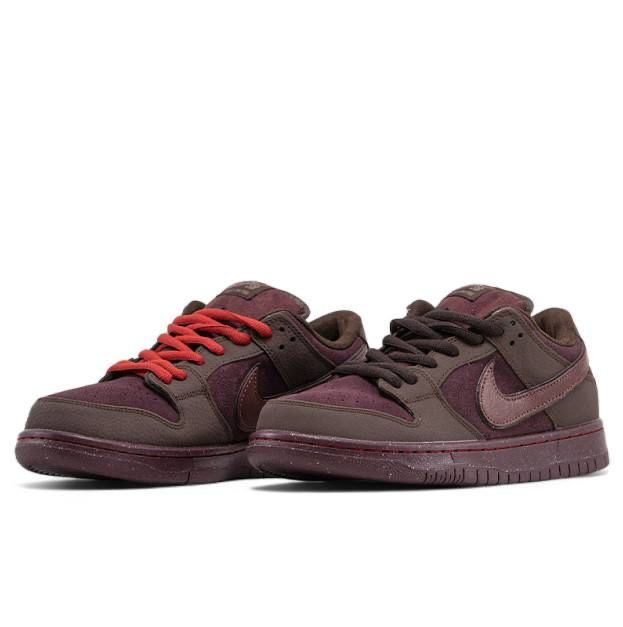 Nike SB Dunk Low Premium
