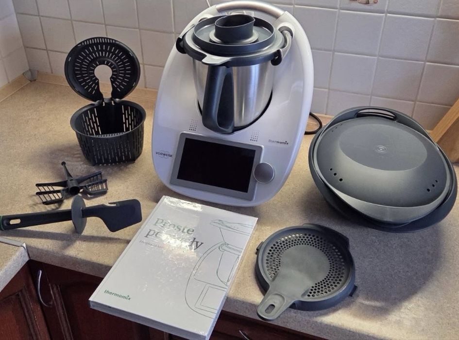 Sprzedam  Thermomix6