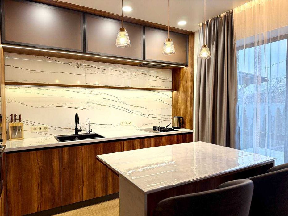 Оренда просторового двоповерхового будинку в Царському селі