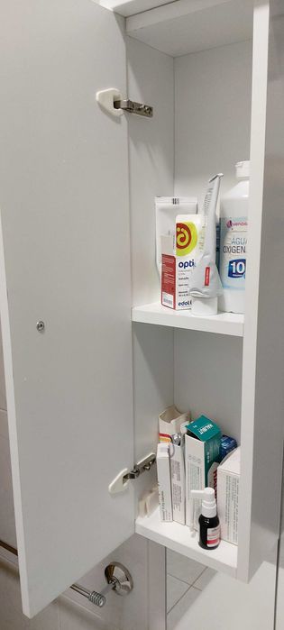 Móvel com lavatório embutido (100x190)cm