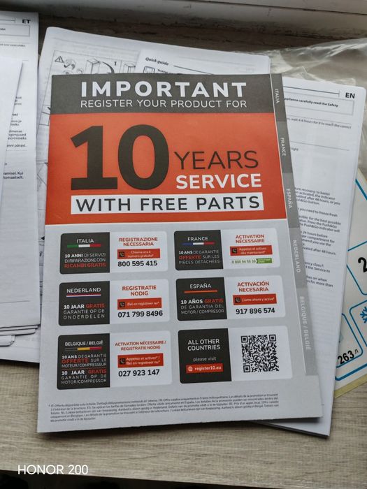 Продам холодильник