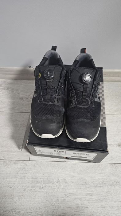 Buty robocze helly hansen rozmiar 40