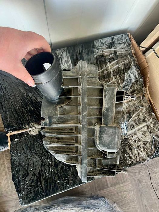 Корпус повітряного фільтра BMW X1 F48 X2 F49 F45 F46 MiNi