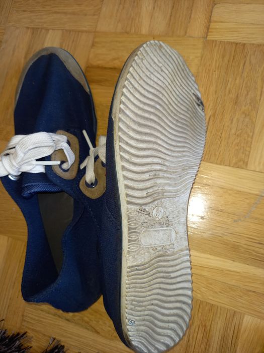 Tenisówki granatowe rozmiar 36.