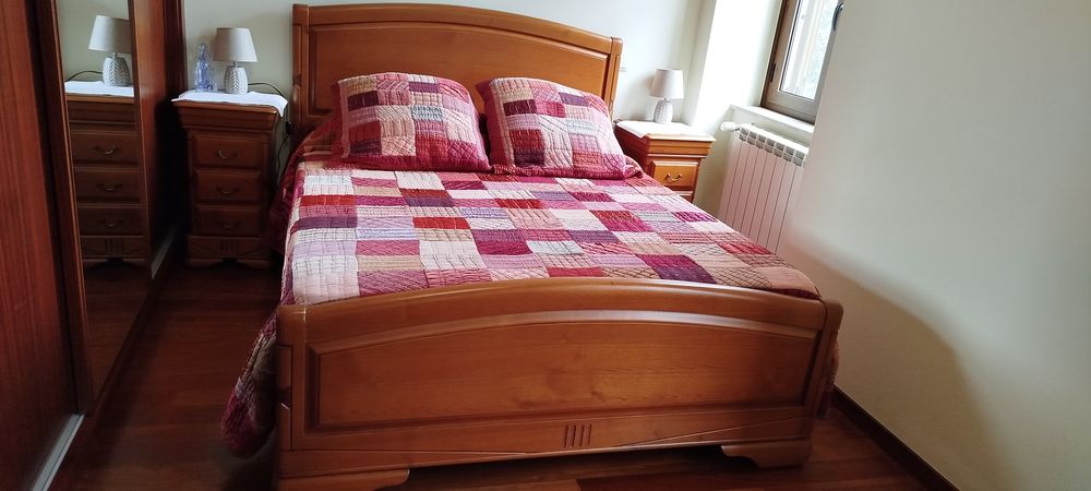 Vendo Cama , Estrado e Colchão