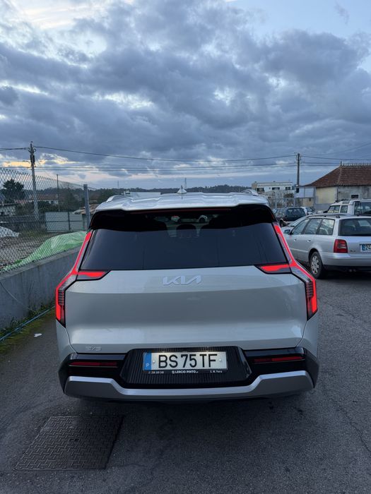 Kia EV9 98.8 KWH 1ST EDITION RWD