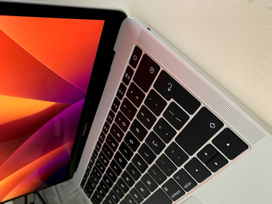 MacBook Pro 13" (2017)