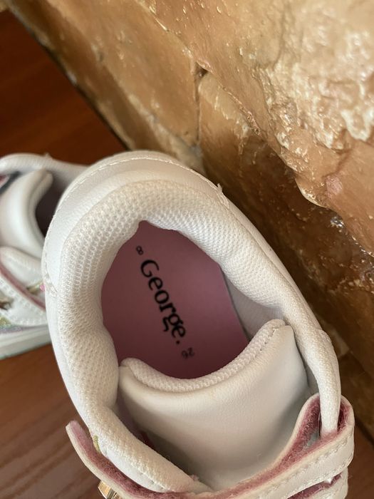 Кросівки на дівчинку Нові