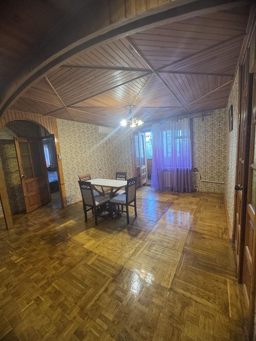 Продам 3-х кімнатну квартиру