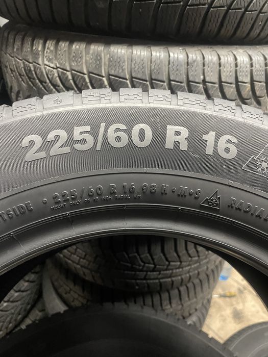 225/60 R16 Continental