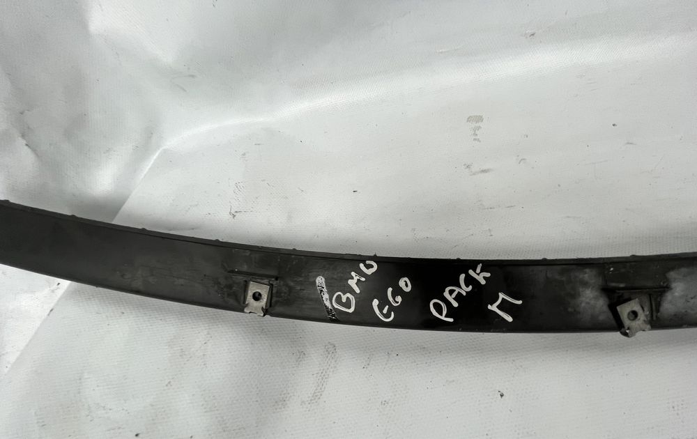 Friso para-choques Bmw E60 E61 pack M