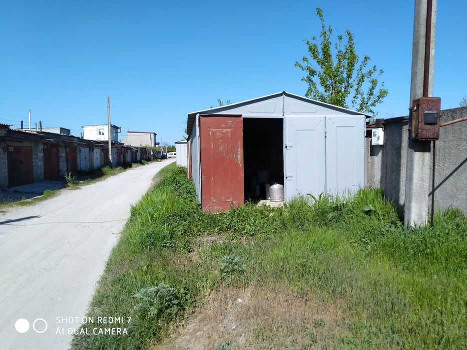 Гараж металлический в кооперативе "Жигули" .