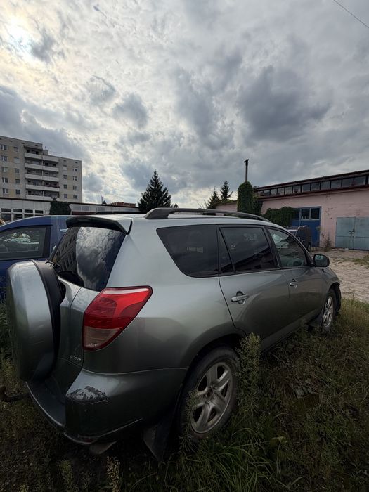 Toyota RAV-4