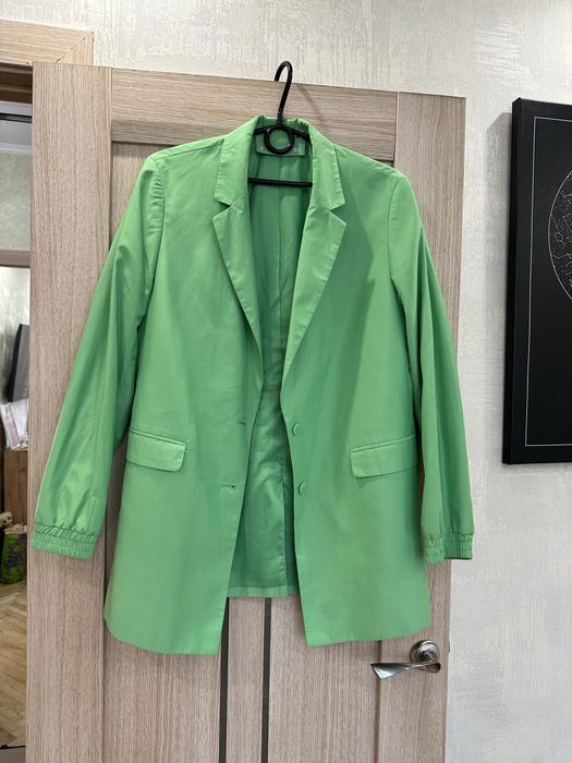 Стильний жіночий  піджак