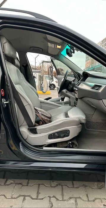 Продаю авто БМВ е61