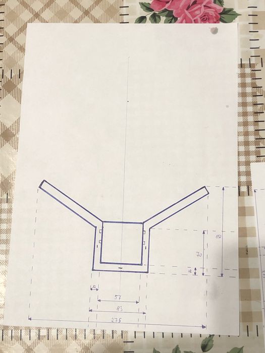 Mnich tama zapora spust do stawu