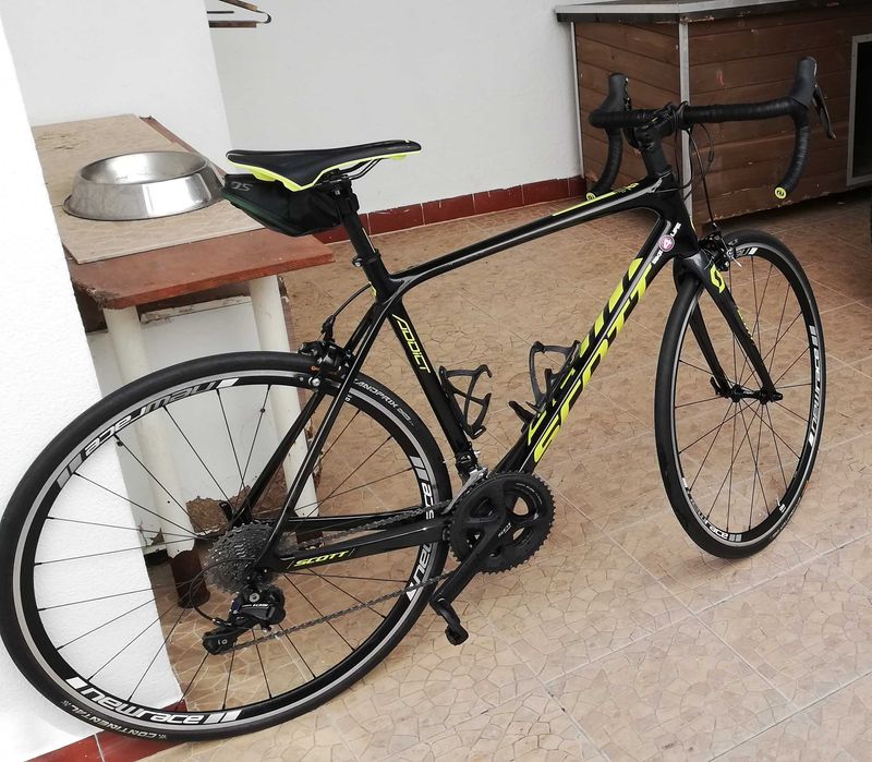 Scott Addict 30 Carbono 105 11V T54/M