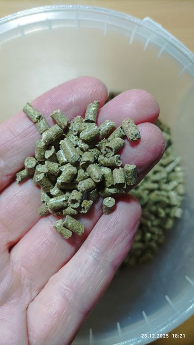 Корм гранулированный для декоративных кроликов