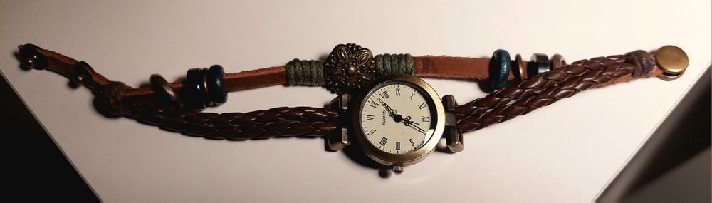 Vintage  śliczny stylowy zegarek